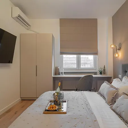 Apartament Loggia & Luxe 5br Penthouse In Universitatii Area