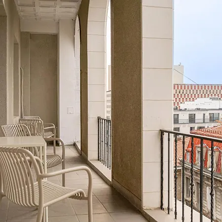 Loggia & Luxe 4br Penthouse In Universitatii Area Lägenhet *