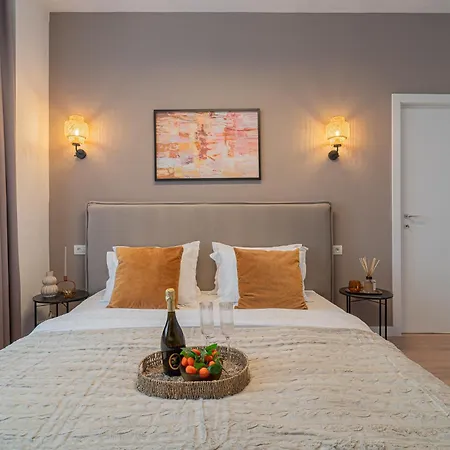 Loggia & Luxe 5br Penthouse In Universitatii Area *