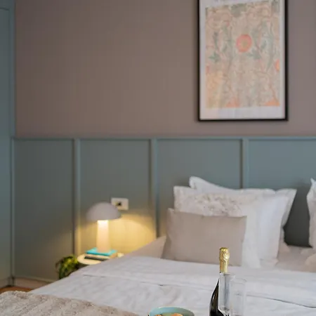 Loggia & Luxe 4br Penthouse In Universitatii Area *