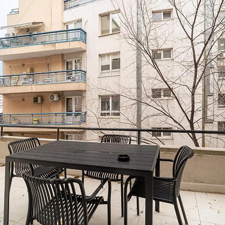 Loggia & Luxe 4br Penthouse In Universitatii Area Апартаменти